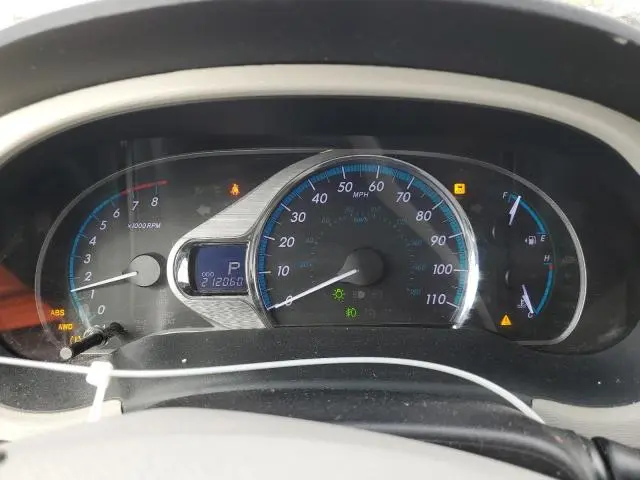 2011 TOYOTA SIENNA XLE  