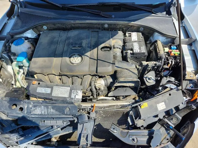 2012 VOLKSWAGEN PASSAT SE  