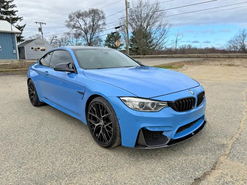 2017 BMW M4   