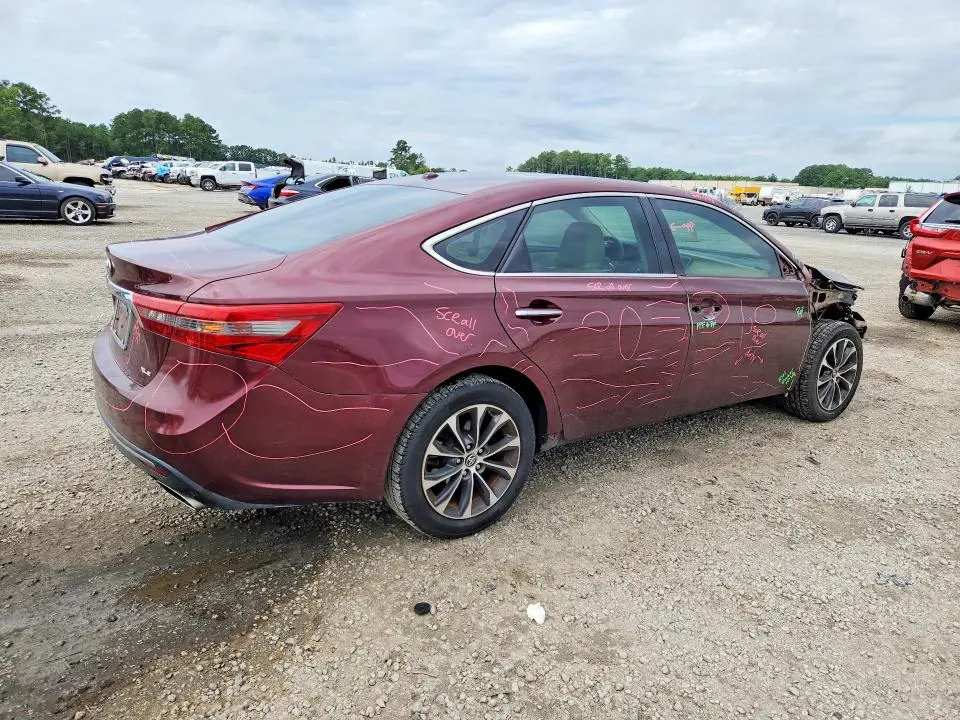 2016 TOYOTA AVALON XLE  
