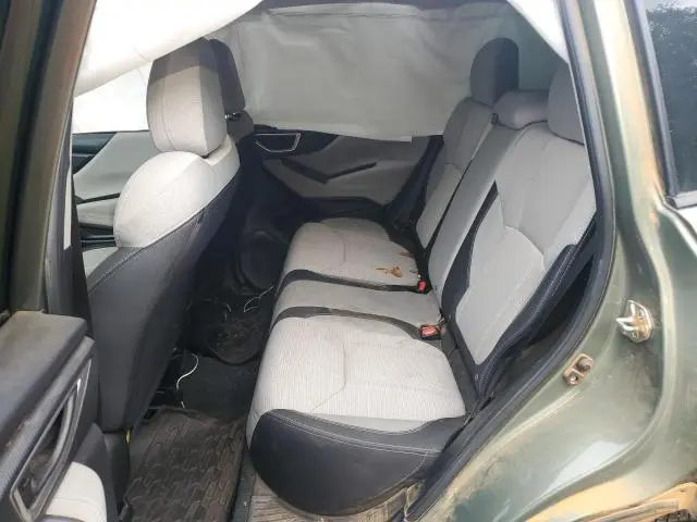 2021 SUBARU FORESTER   