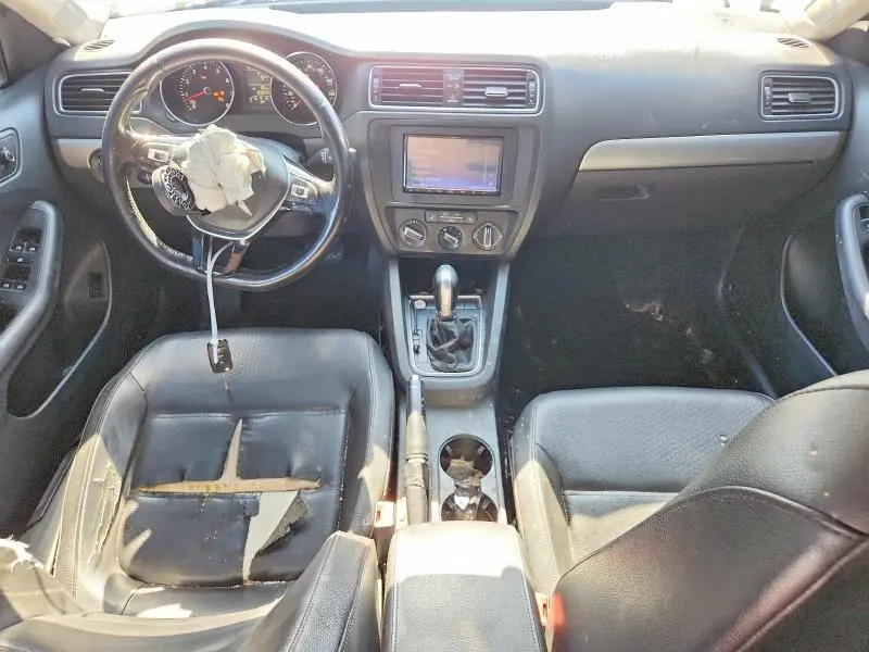 2015 VOLKSWAGEN JETTA SE  