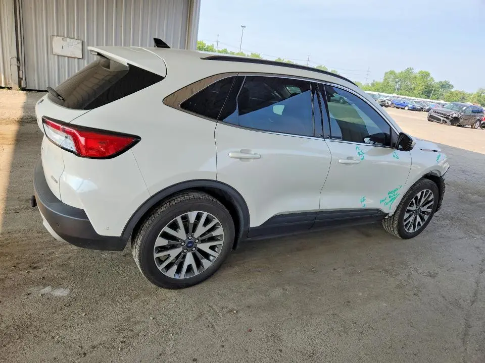 2020 FORD ESCAPE TITANIUM  