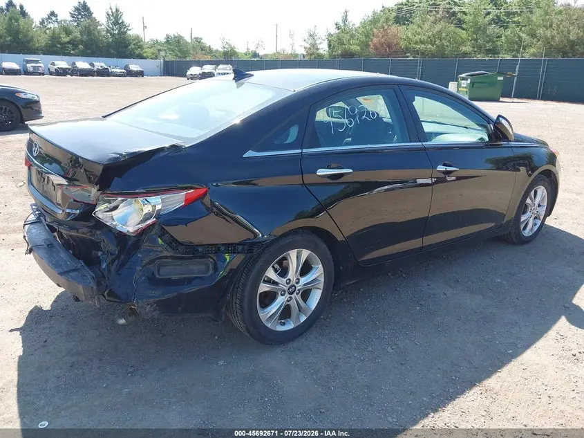 2011 HYUNDAI SONATA LIMITED