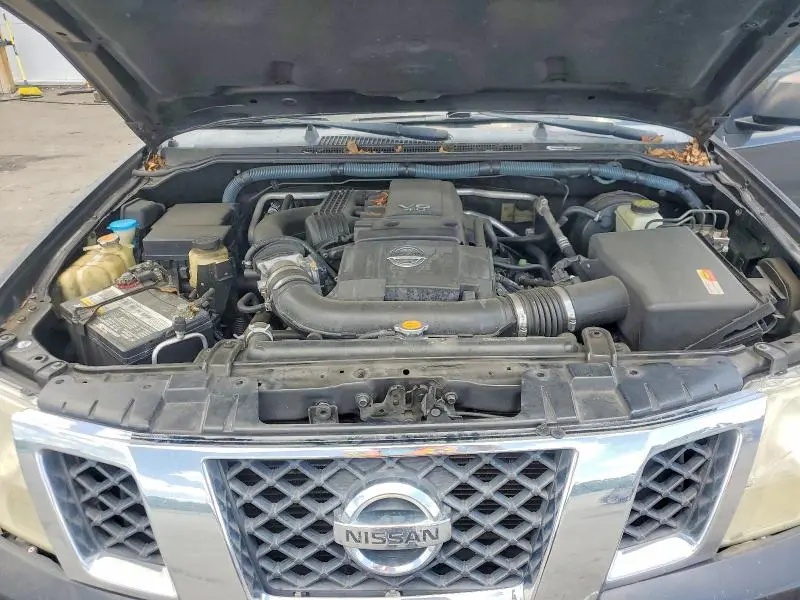 2010 NISSAN FRONTIER SE V6  