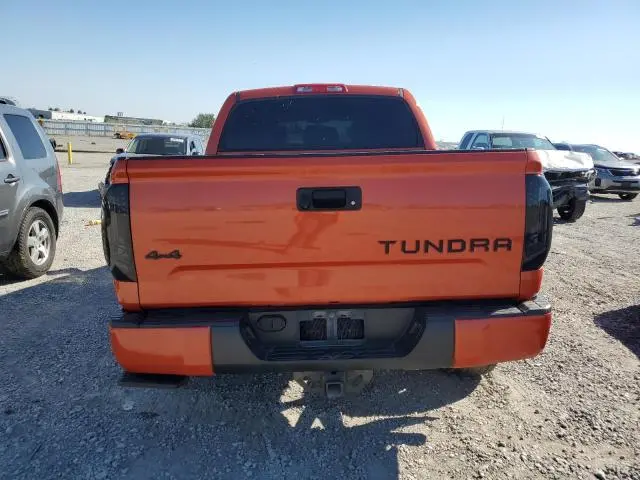 2015 TOYOTA TUNDRA CREWMAX SR5  