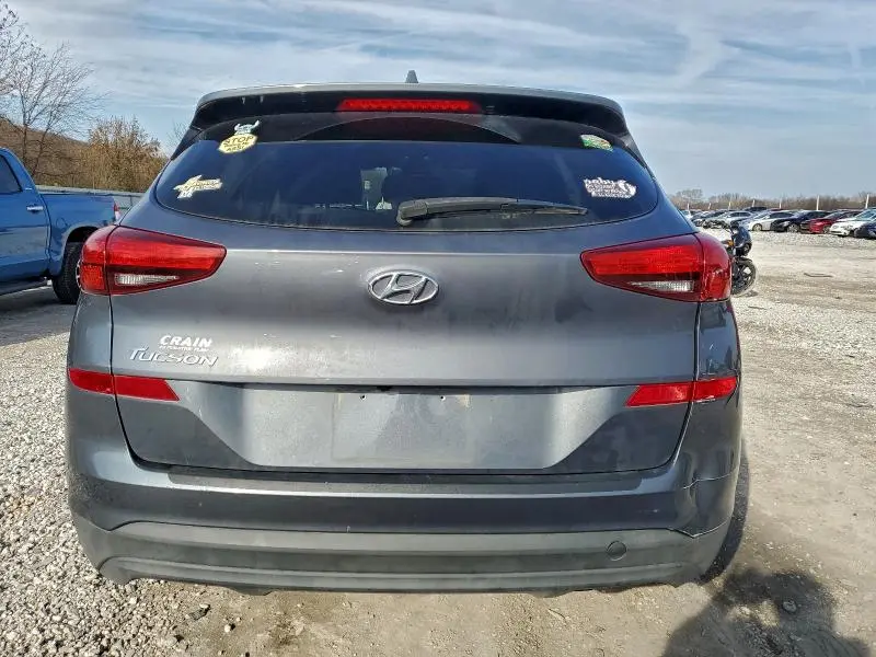 2021 HYUNDAI TUCSON SE  