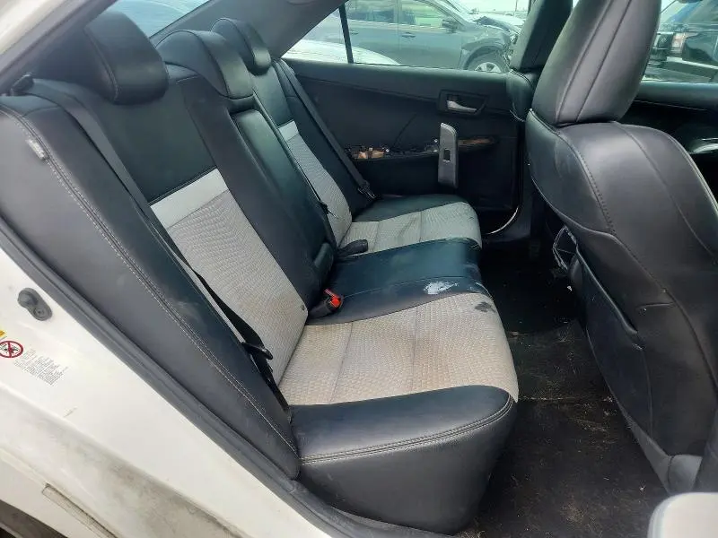 2013 TOYOTA CAMRY SE  