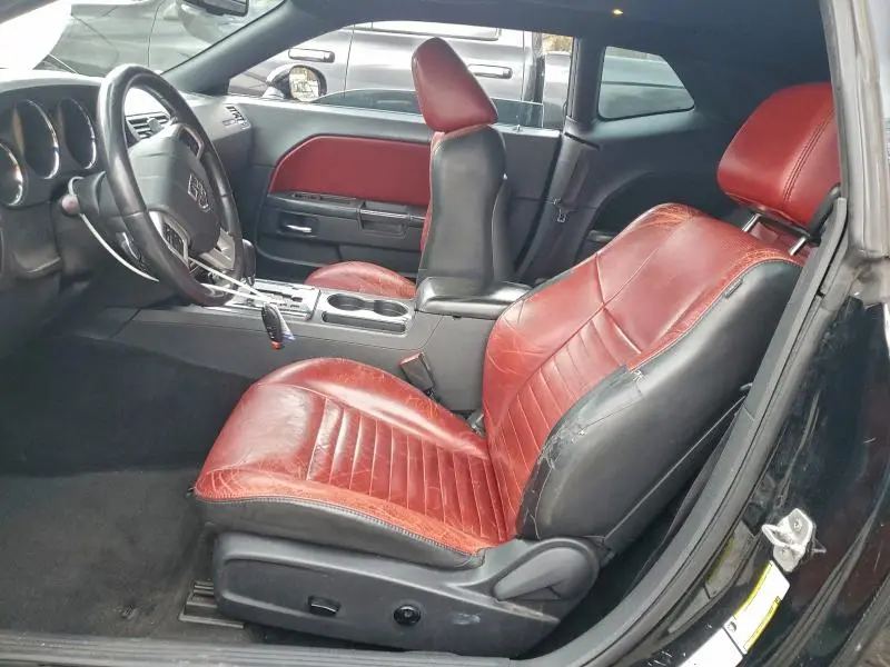 2013 DODGE CHALLENGER SXT  