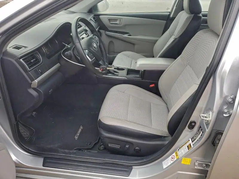 2015 TOYOTA CAMRY LE  