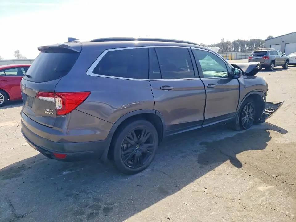 2021 HONDA PILOT SE  