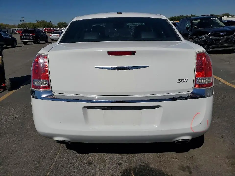 2014 CHRYSLER 300   