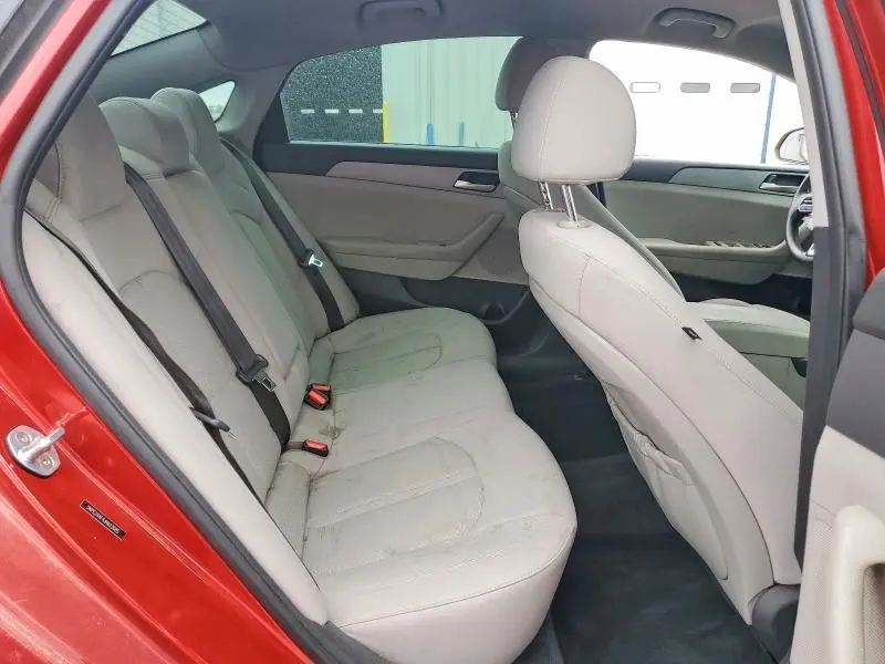 2018 HYUNDAI SONATA SE  
