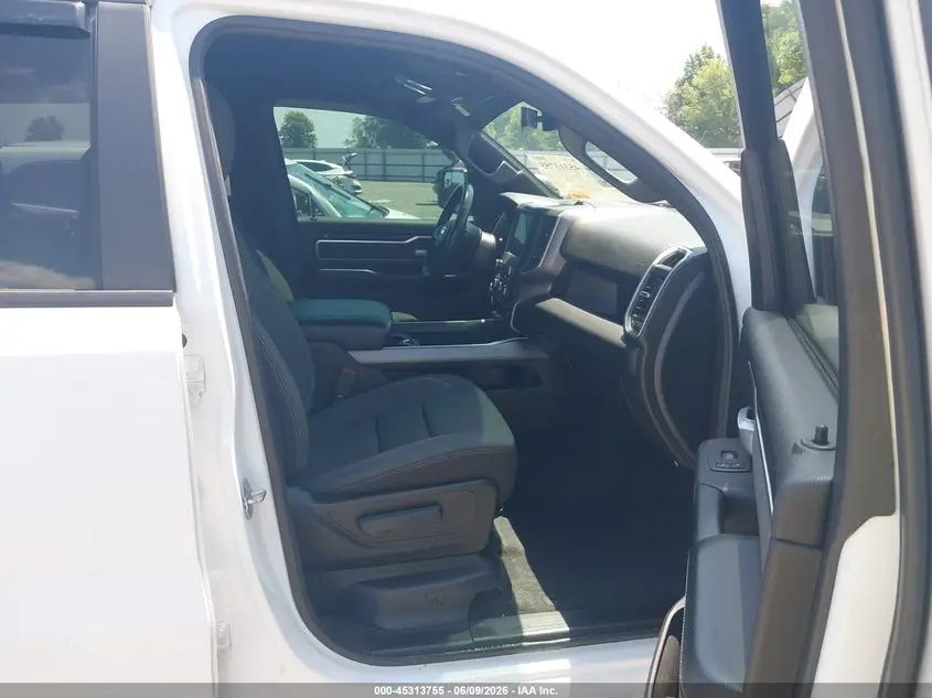 2023 RAM 1500 BIG HORN  4X4 5'7 BOX