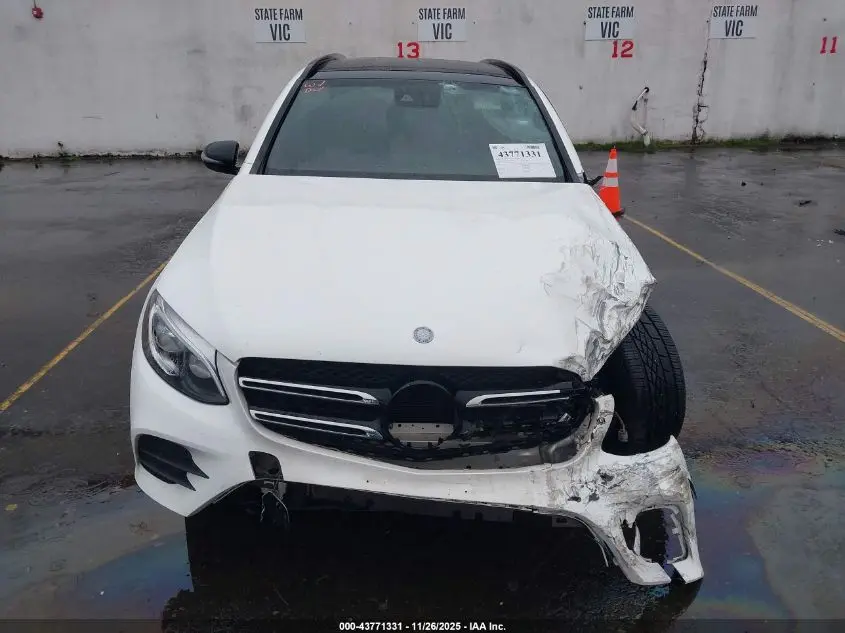 2016 MERCEDES-BENZ GLC 300 4MATIC