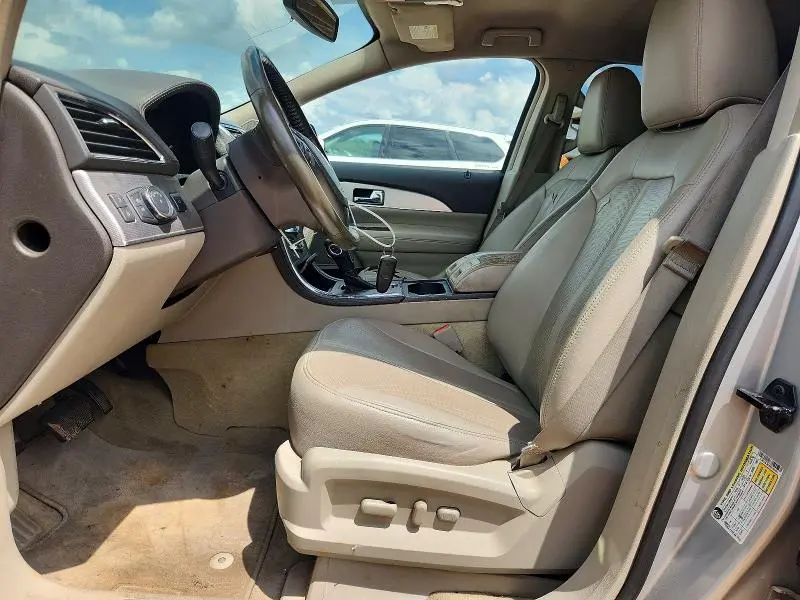 2011 LINCOLN MKX   