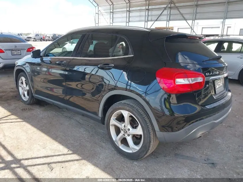 2018 MERCEDES-BENZ GLA 250 4MATIC