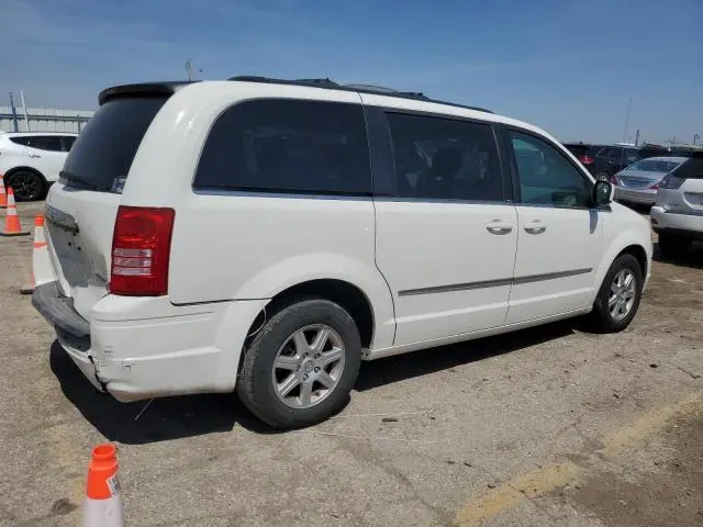 2010 CHRYSLER TOWN & COUNTRY TOURING  