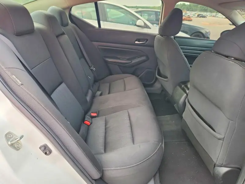 2019 NISSAN ALTIMA S  