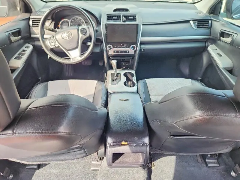 2013 TOYOTA CAMRY SE  