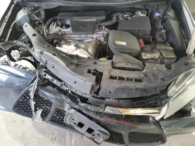 2015 TOYOTA CAMRY LE  