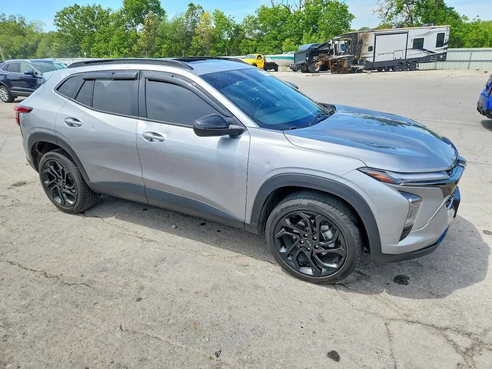 2024 CHEVROLET TRAX 2RS  