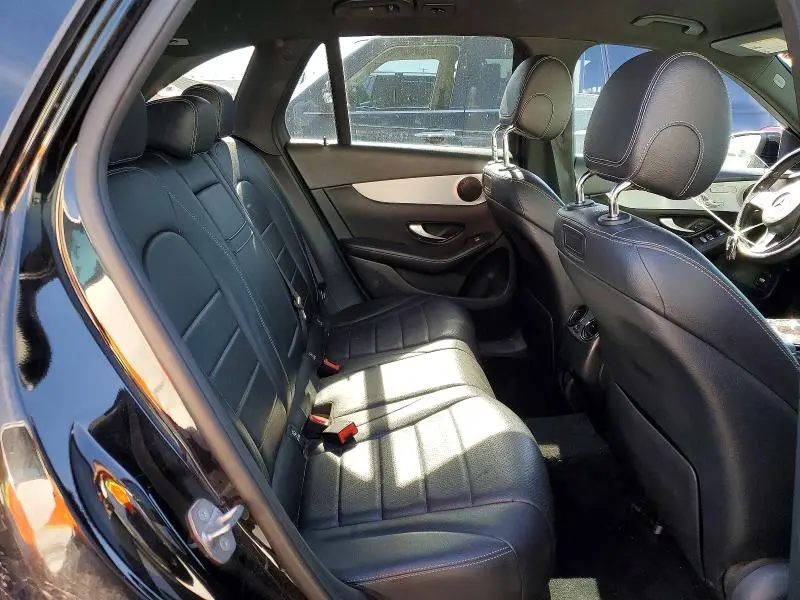 2019 MERCEDES-BENZ GLC 300  