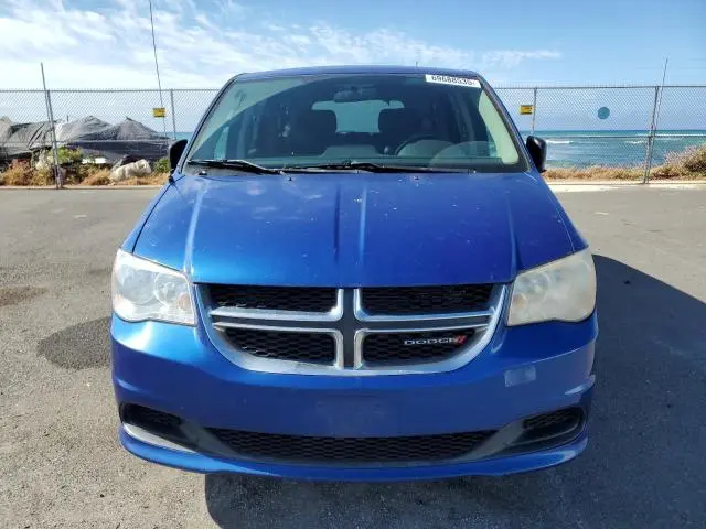 2013 DODGE GRAND CARAVAN SE  