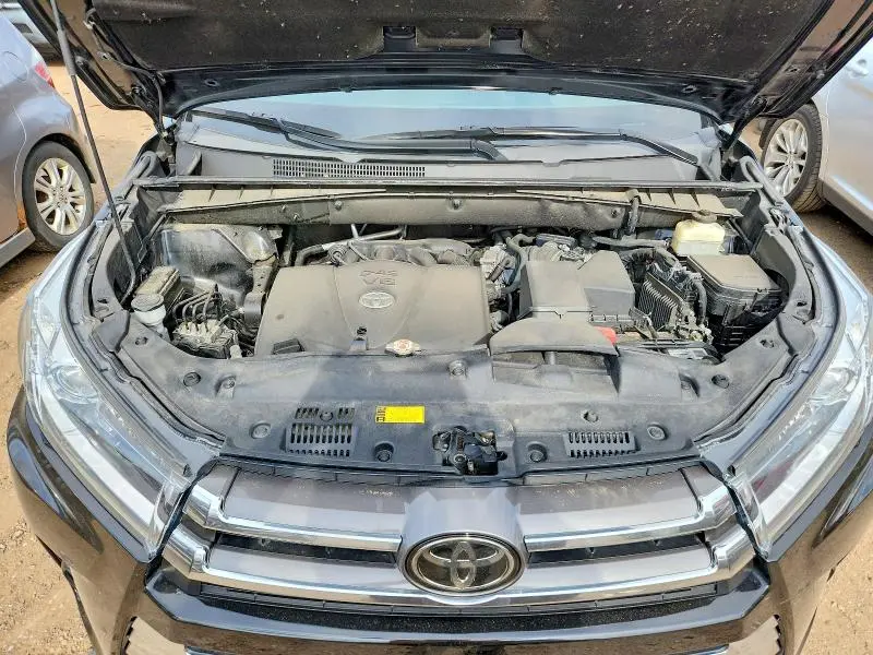 2018 TOYOTA HIGHLANDER LIMITED PLATINUM  
