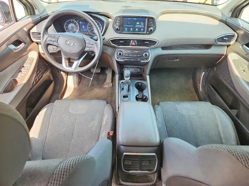 2020 HYUNDAI SANTA FE SE  