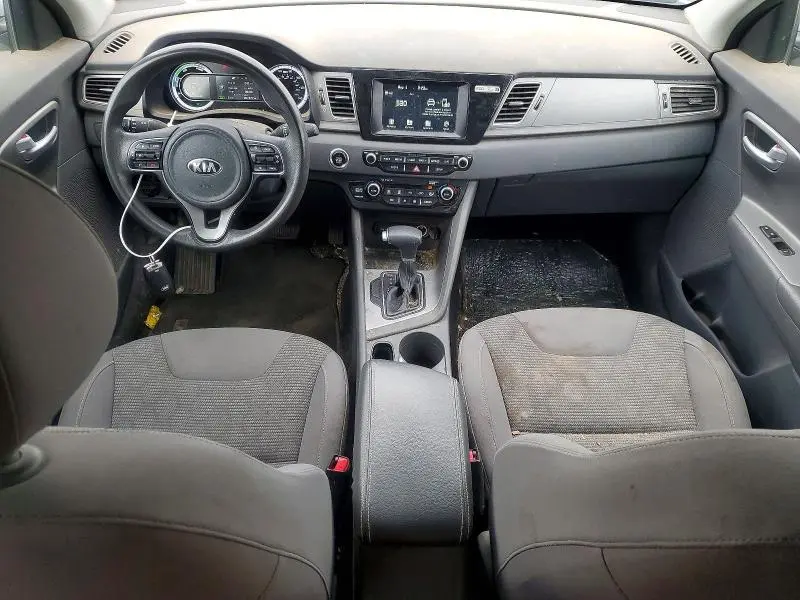 2017 KIA NIRO LX  