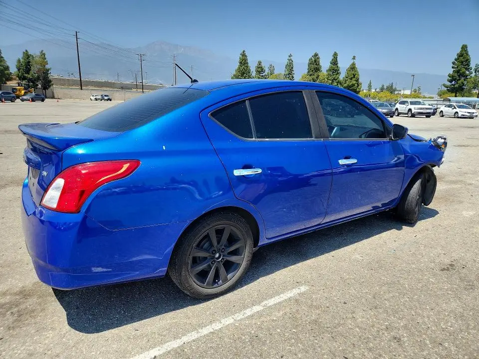 2017 NISSAN VERSA 1.6 SV  