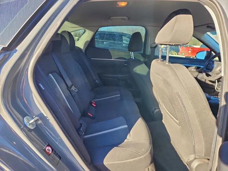 2021 HYUNDAI SONATA SE  