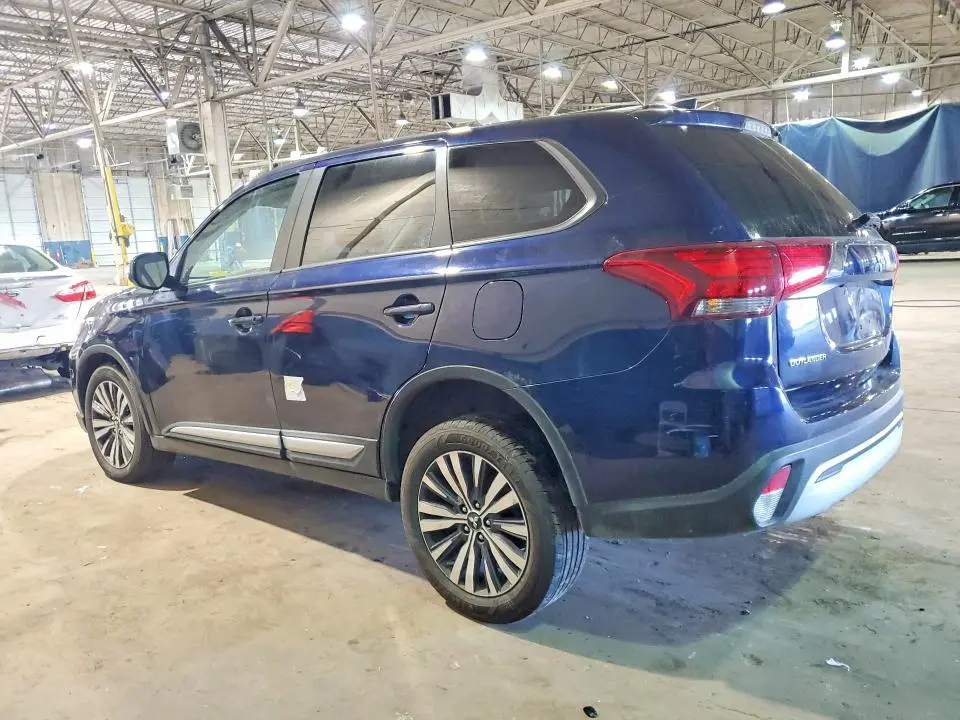 2020 MITSUBISHI OUTLANDER SE  