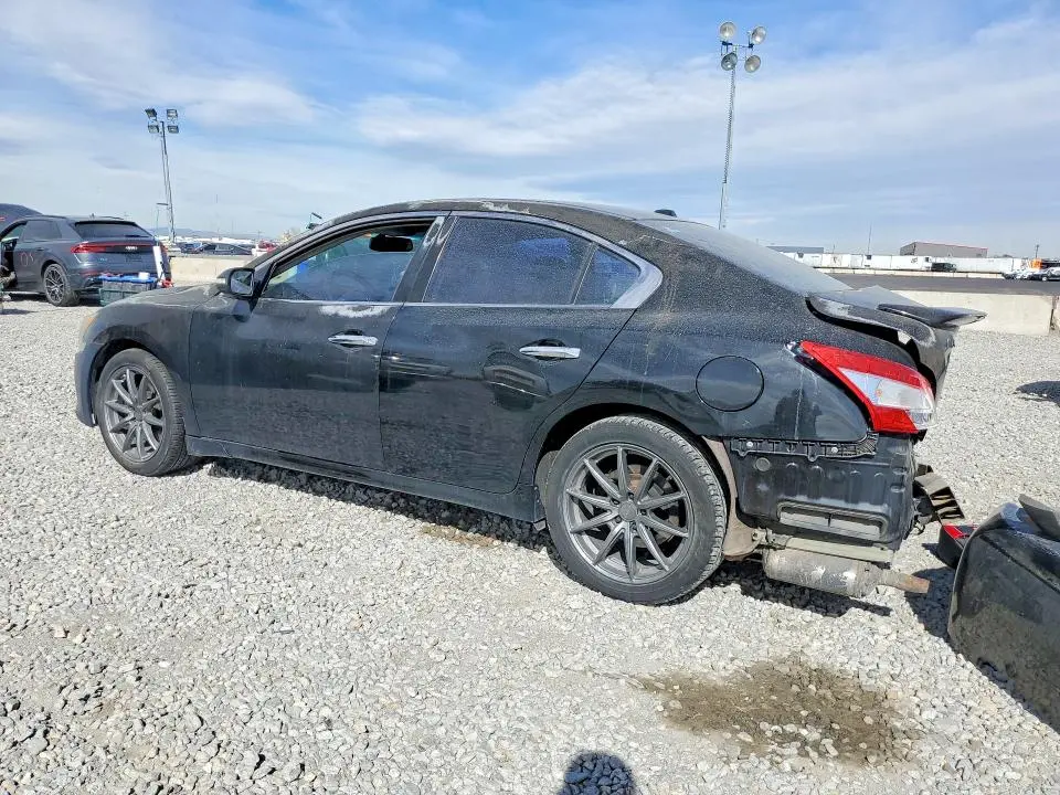 2010 NISSAN MAXIMA 3.5 S  