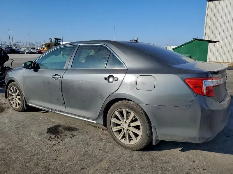 2012 TOYOTA CAMRY SE  