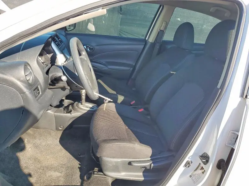 2019 NISSAN VERSA SV  
