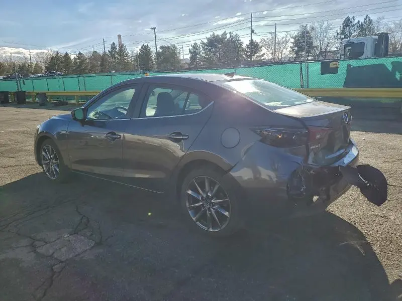 2018 MAZDA 3 TOURING  