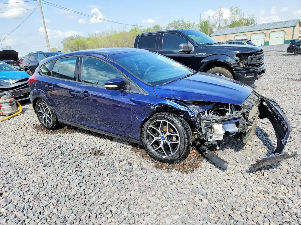 2017 FORD FOCUS SEL  