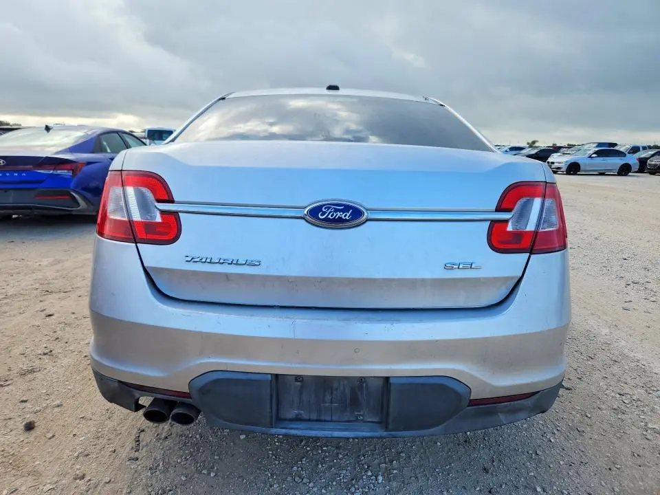 2011 FORD TAURUS SEL  