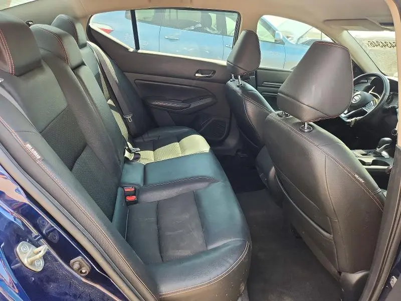 2021 NISSAN ALTIMA SR  