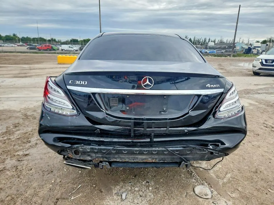 2016 MERCEDES-BENZ C 300 4MATIC  