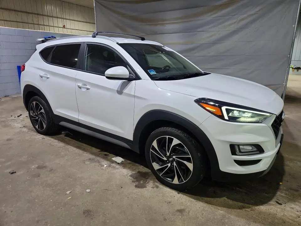 2021 HYUNDAI TUCSON SPORT  