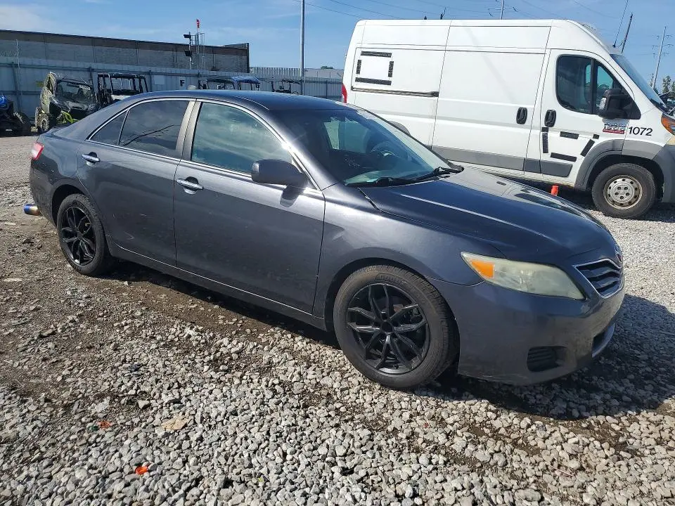 2011 TOYOTA CAMRY LE  