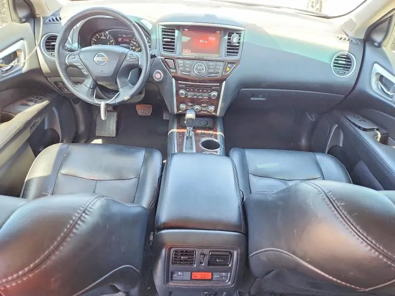 2015 NISSAN PATHFINDER SL  