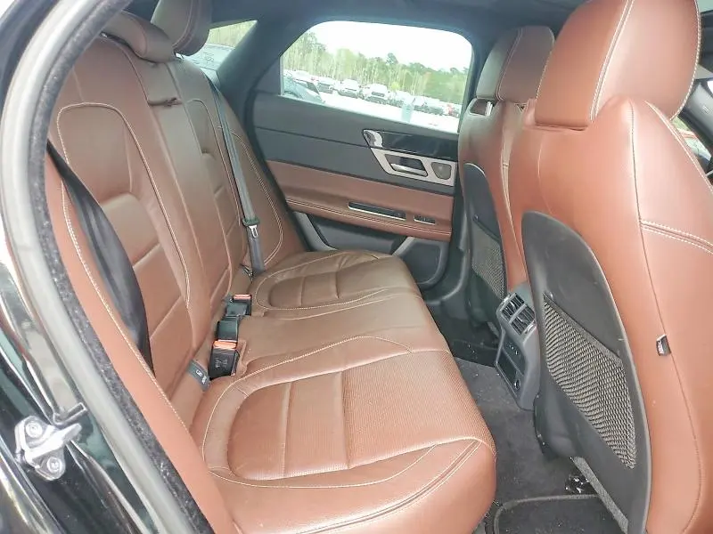 2016 JAGUAR XF   