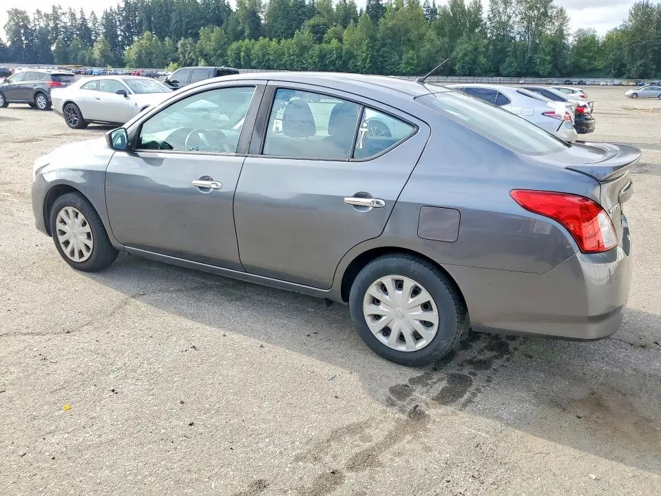 2019 NISSAN VERSA SV  