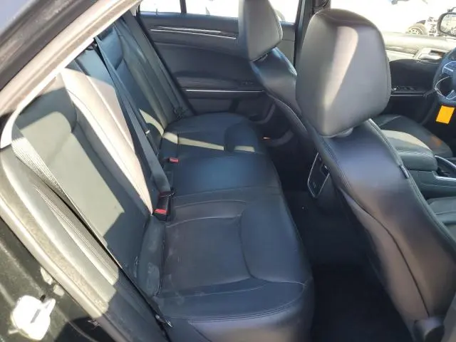 2015 CHRYSLER 300 LIMITED  