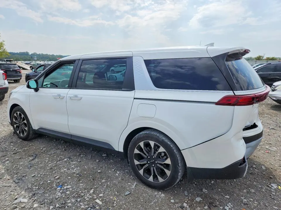 2023 KIA CARNIVAL EX  