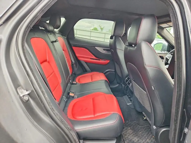 2020 JAGUAR F-PACE CHECKERED FLAG  